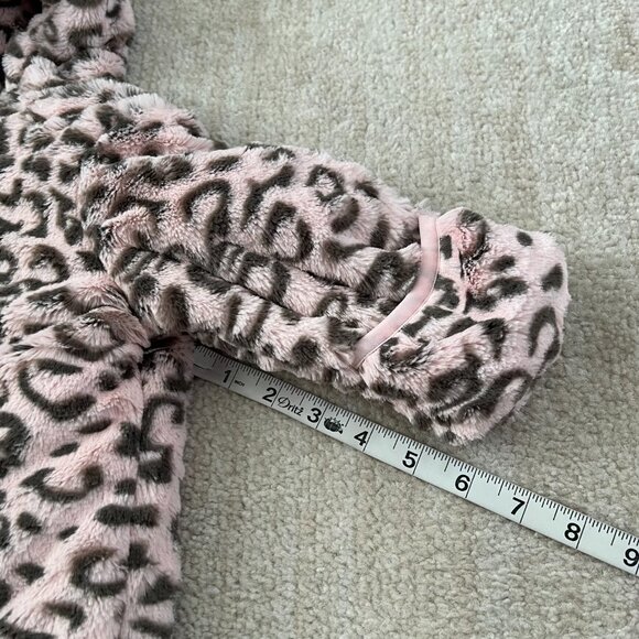 NWT Ollie’s Place Baby Girl Animal Print Faux Fur Bunting One Piece 6-12m - Picture 8 of 10